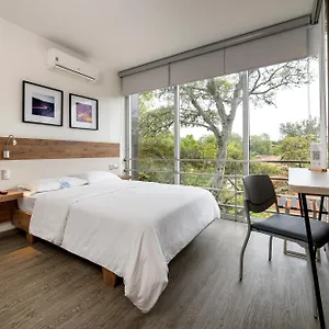 https://aparta-suites-park-85.cali-hotels.com