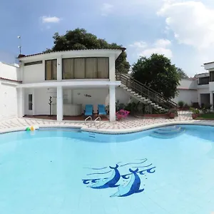 https://casa-paraiso-ciudad-jardin.cali-hotels.com